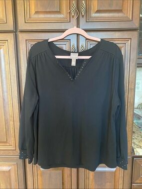 CHICO’S Black Top
